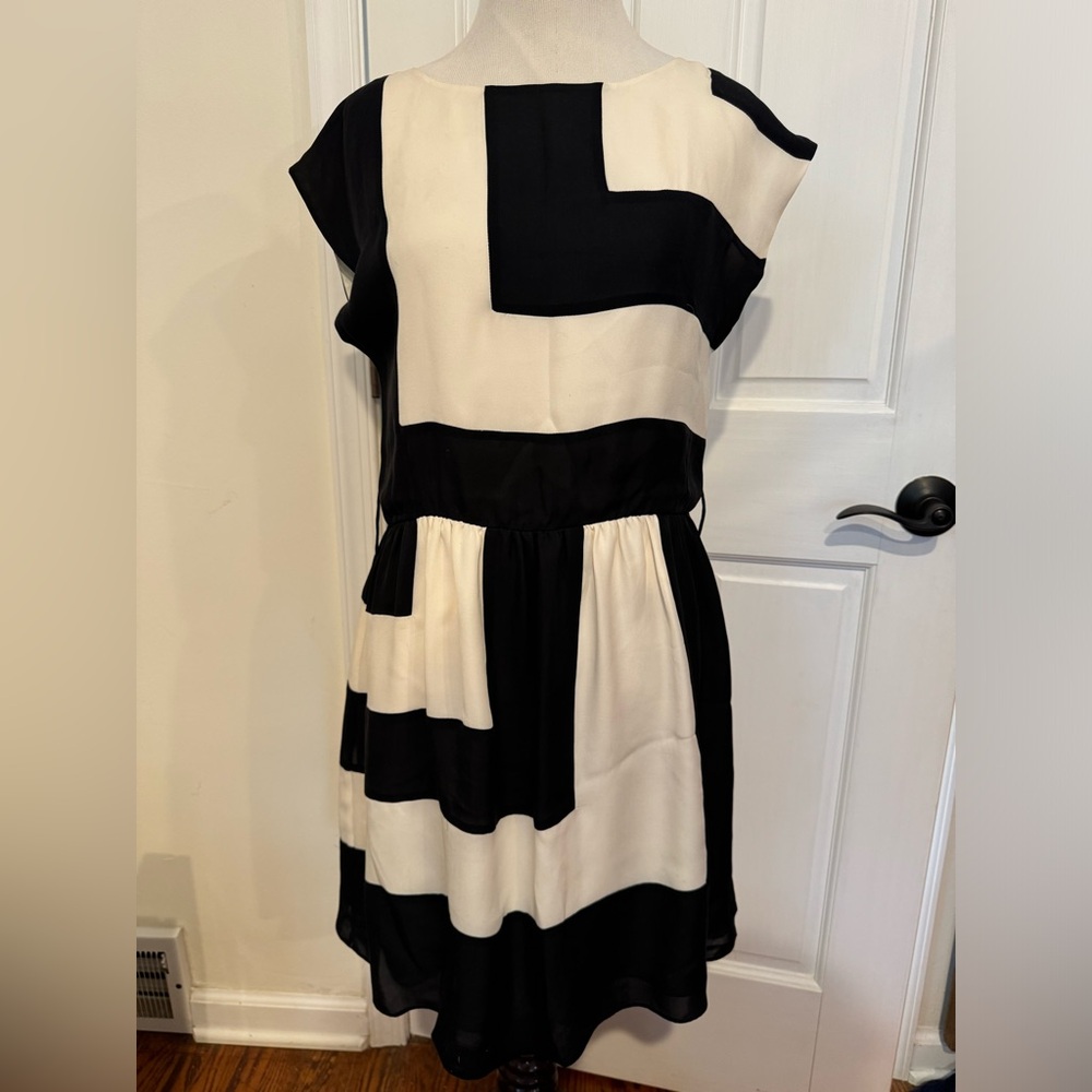 Alice + Olivia Luxury Silk Dress — Fully Lined Silk, size S